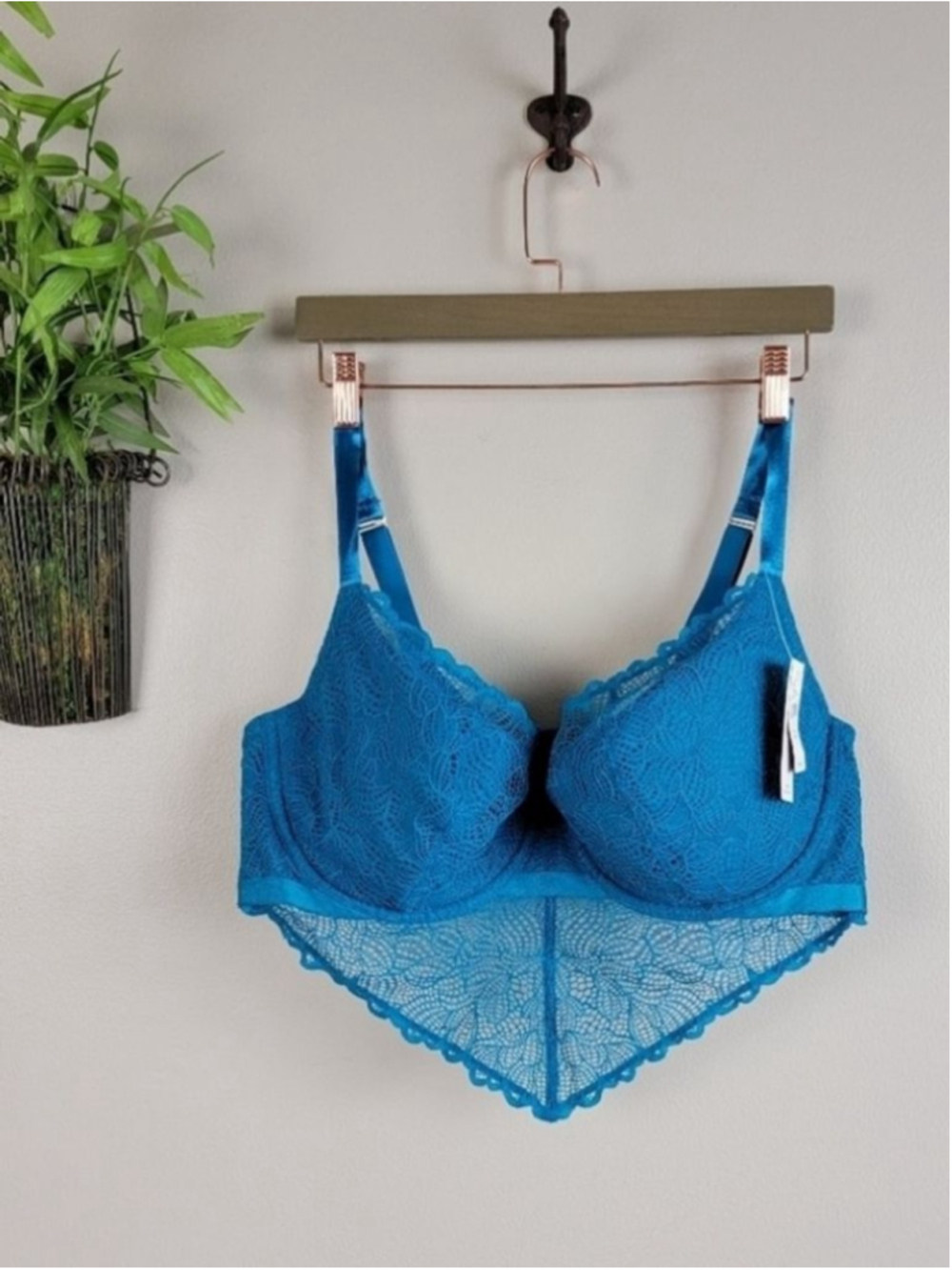 NEW Cacique 44DD French Balconette Lace Seriously Sexy Low Cut Bra Teal Blue